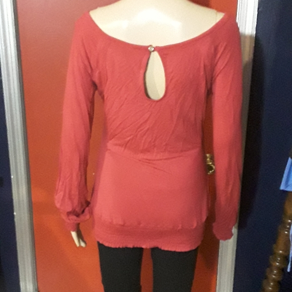 COOGI rhinestone shirt with keyhole back size M - Picture 3 of 6